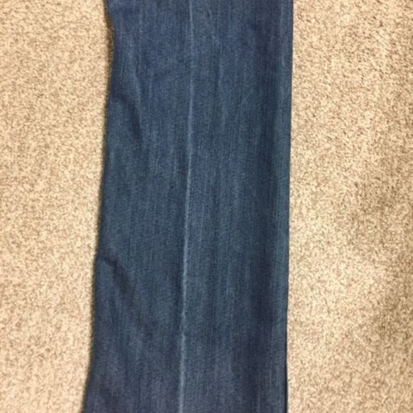 Men's Levi Signature Jeans--Slim Straight--Size 30x32--Blue - Picture 4 of 4